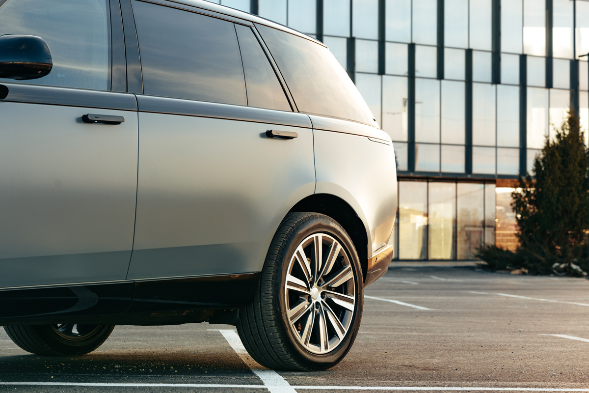Range Rover Dimensions